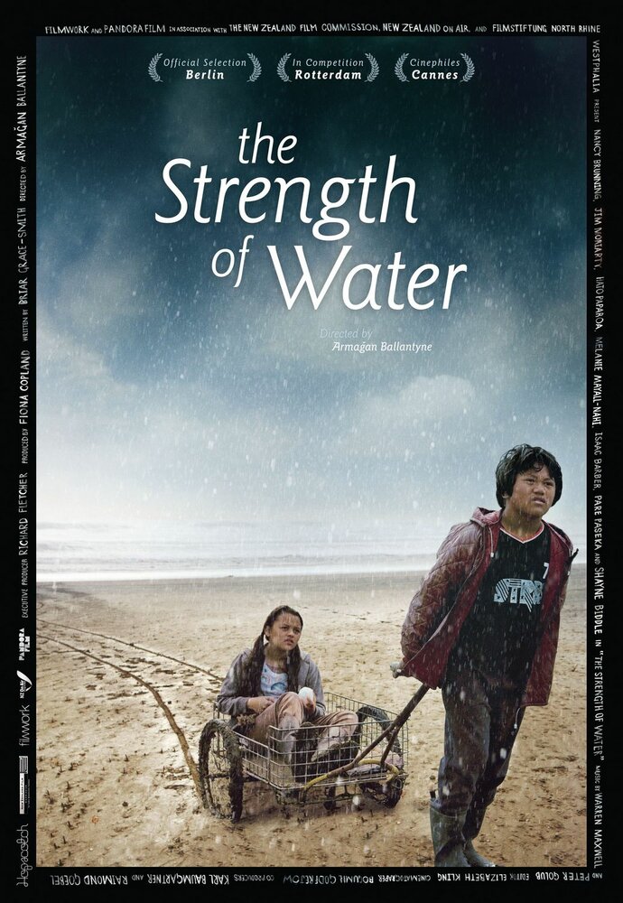 Сила воды (2009) постер