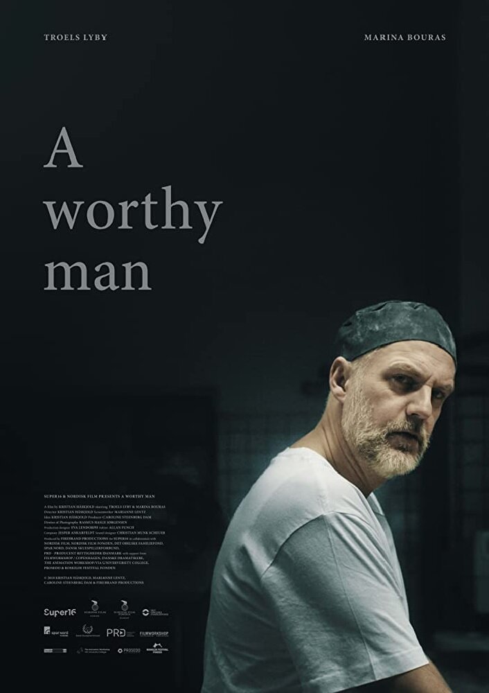 Человек достойный (2018) постер